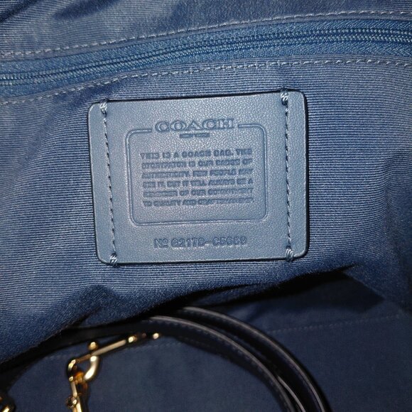 Coach Kleo Carryall pebble leather and suede in Denim Color - Picture 6 of 6